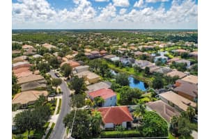 8241 Laurel Lakes Blvd, Naples, FL 34119, Sold 10/30/20