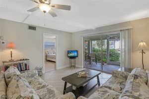 300 Valley Stream Dr, Naples, FL 34113, Sold 05/14/21