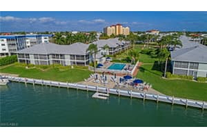 694 W Elkcam Cir, Marco Island, FL 34145, Sold 10/07/20