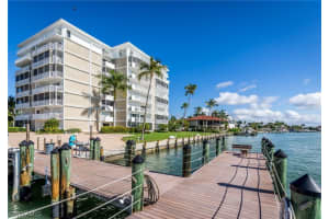 60 W Pelican St, Naples, FL 34113, Sold 12/10/20