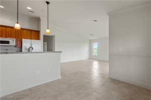 10090 Lake Cove Dr APT 302, Fort Myers, FL 33908, Sold 09/30/20
