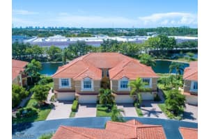 5045 Blauvelt Way, Naples, FL 34105, Sold 03/11/21
