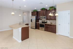 5790 Harbour Club Rd APT 201, Fort Myers, FL 33919, Sold 01/06/21