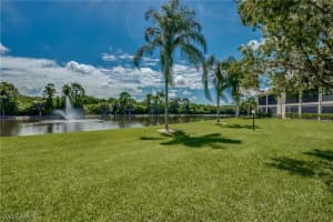 5715 Foxlake Dr APT 8, North Fort Myers, FL 33917, Sold 10/29/21