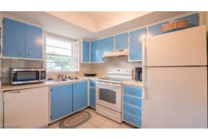 16007 Davis Rd APT 813, Fort Myers, FL 33908, Sold 11/04/20