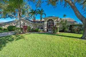 1195 Moon Lake Dr, Naples, FL 34104, Sold 11/13/20
