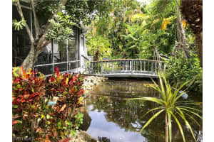 1056 Diamond Lake Cir, Naples, FL 34114, Sold 05/13/21