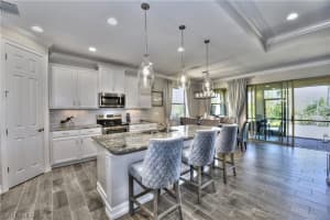 16436 Aberdeen Wy, Naples, FL 34110, Sold 10/13/20