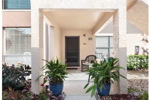 240 Pebble Beach Cir, Naples, FL 34113, Sold 09/30/20