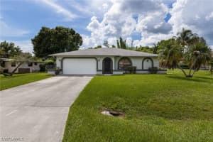 181 Circle Dr, Fort Myers, FL 33905, Sold 10/14/20