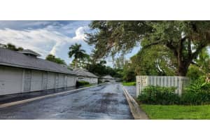 1500 Misty Pines Cir, Naples, FL 34105, Sold 10/02/20