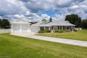 18080 River Chase Ct, Alva, FL 33920, Sold 09/30/20