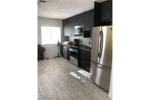 4633 Bayshore Dr, Naples, FL 34112, Sold 10/23/20
