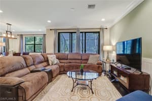7697 Bristol Cir, Naples, FL 34120, Sold 10/15/20