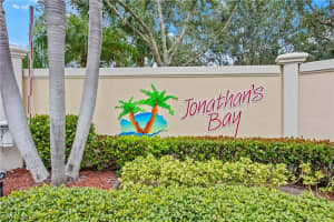 6021 Jonathans Bay Cir, Fort Myers, FL 33908, Sold 12/22/20