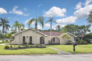 692 Astarias Cir, Fort Myers, FL 33919, Sold 11/25/20