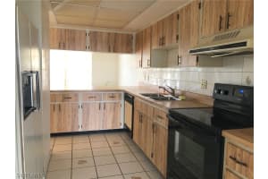 906 SE 46th St APT 202, Cape Coral, FL 33904, Sold 12/18/20