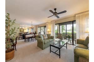 560 Retreat Dr, Naples, FL 34110, Sold 11/02/20