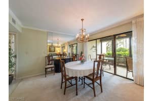 560 Retreat Dr, Naples, FL 34110, Sold 11/02/20