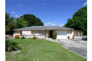 37 Crestwood Cir E, Lehigh Acres, FL 33936, Sold 10/01/20