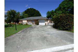 37 Crestwood Cir E, Lehigh Acres, FL 33936, Sold 10/01/20