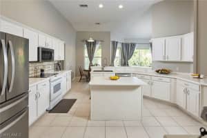 121 Burnt Pine Dr, Naples, FL 34119, Sold 10/27/20