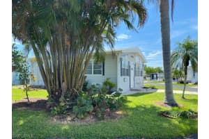 4501 Slash Pine Way E, Estero, FL 33928, Sold 02/07/22