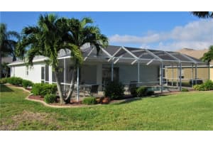 4516 Varsity Lakes Ct, Lehigh Acres, FL 33971, Sold 11/17/20