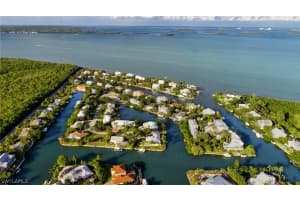 1717 Jewel Box Dr, Sanibel, FL 33957, Sold 12/17/20