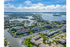881 Panama Ct, Marco Island, FL 34145, Sold 12/04/20