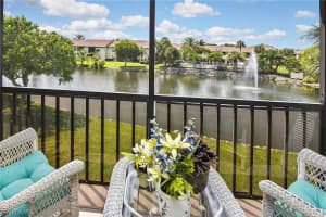 9281 Central Park Dr APT 203, Fort Myers, FL 33919, Sold 10/30/20