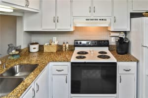 9281 Central Park Dr APT 203, Fort Myers, FL 33919, Sold 10/30/20