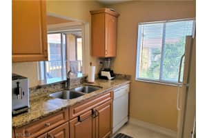 12650 Kenwood Ln APT C, Fort Myers, FL 33907, Sold 10/12/20