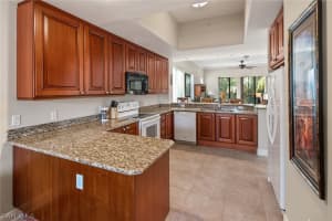 1035 Sandpiper St, Naples, FL 34102, Sold 12/01/20