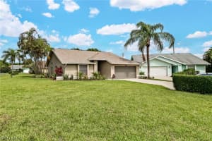 10881 Helm Ct, Naples, FL 34109, Sold 12/16/20
