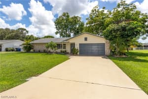 530 Sanford Dr, Fort Myers, FL 33919, Sold 12/16/20