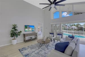 285 Sabal Lake Dr, Naples, FL 34104, Sold 12/15/20