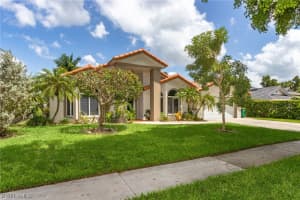 583 Roma Ct, Naples, FL 34110, Sold 04/23/21