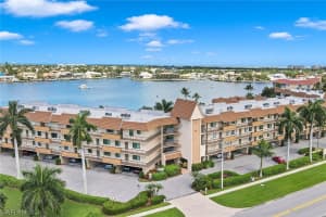 730 W Elkcam Cir, Marco Island, FL 34145, Sold 10/06/20