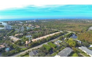 668 Wiggins Lake Dr, Naples, FL 34110, Sold 10/16/20