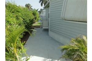 379 Verna Ave, Fort Myers, FL 33908, Sold 11/03/20