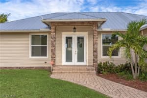 20575 Casaly Dr, Alva, FL 33920, Sold 12/14/20