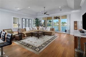 7136 Lemuria Cir, Naples, FL 34109, Sold 01/11/21