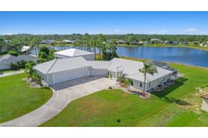 18683 Baseleg Ave, North Fort Myers, FL 33917, Sold 12/30/20
