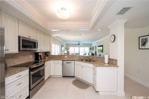 13105 Vanderbilt Dr UNIT 306, Naples, FL 34110, Sold 05/13/21