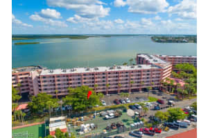 1085 Bald Eagle Dr, Marco Island, FL 34145, Sold 02/01/21