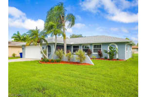 882 Adelphi Ct, Fort Myers, FL 33919, Sold 11/03/20