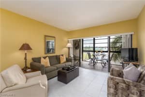 801 River Point Dr, Naples, FL 34102, Sold 10/30/20