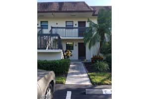 9281 Central Park Dr APT 202, Fort Myers, FL 33919, Sold 12/10/20