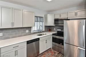 8093 Country Rd UNIT 204, Fort Myers, FL 33919, Sold 11/30/20